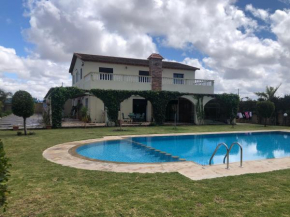 Villa/Ferme avec Piscine